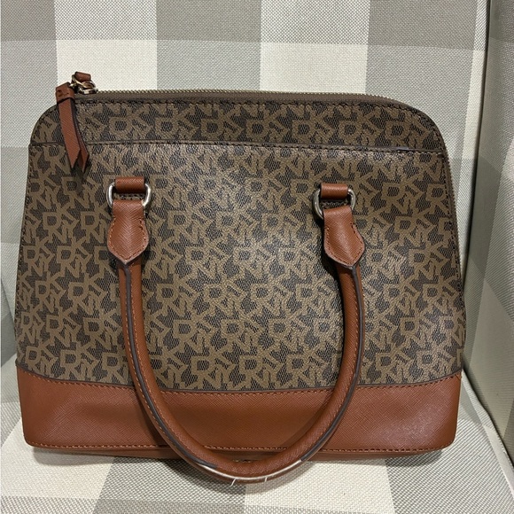 DKNY Brown Bag - Picture 4 of 8